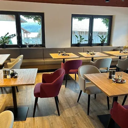 Landgasthof Brandtner Wirt Pensionat 3*